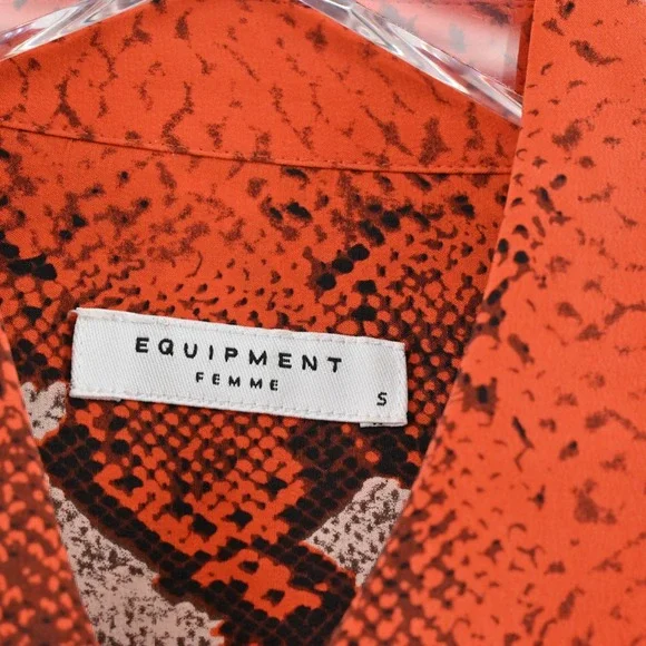 EQUIPMENT Womens Silk Top Size S Orange Snakeskin Button Dopamine Maximalist - Picture 6 of 13